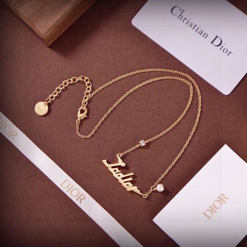 chr1st1an D10r earrings